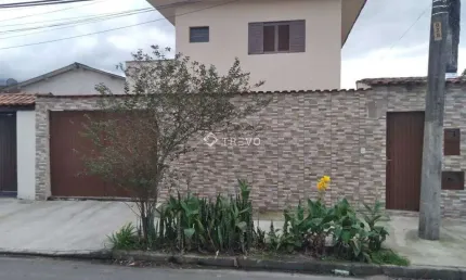 Casa à venda com 4 dorm/5 wc/4 vagas em bertioga/sp