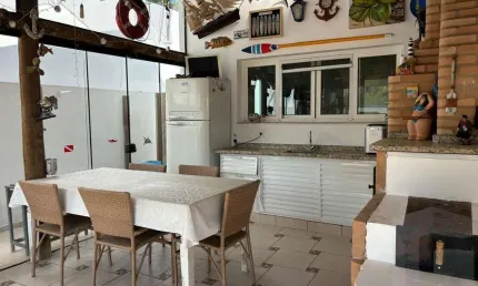 Casa para Venda em Vinhedo, Centro, 3 dormitórios, 2 suítes, 3 banheiros, 2 vagas