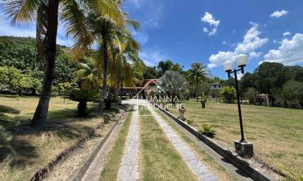 Sítio à venda em Itaipuaçu, 3600 m² por R$ 2.000.000 - Itaipuaçu - Maricá/RJ