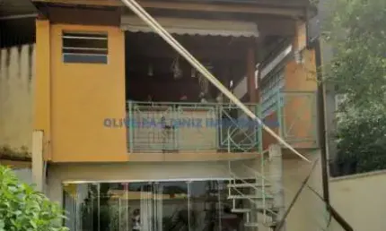 Sobrado c/4 Pavimentos.Aceita Permuta Apto em Osasco até 600 Mil. Próximo da ACM Osasco e Fórum