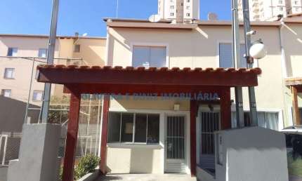 Sobrado em condomínio fechado, bairro Conceição, Osasco, 147m², 2 quartos, 1 banheiro, sala, cozinha, quintal, 1 vaga coberta