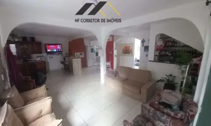 Casa 182 m²- 4 Quartos(1 Suíte)/ Churasq./ 4 Vagas/ Canil - Capoeiras - Florianópolis - SC