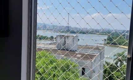 Apto.  109 m² -4 Quartos(1 Suíte)/ Sacada/Garagem - Bom Abrigo - Florianópolis - SC