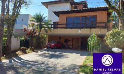 Casa com   580 m² A/C Para Venda no Residencial 9, Alphaville-Oportunidade