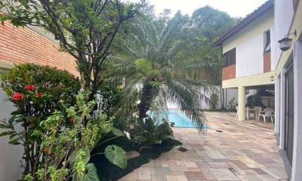 Casa com Preço de Oportunidade Para Venda no Residencial, 10, Alphaville