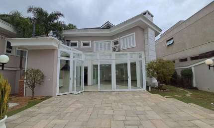 Casa com 500 M²  A/C Para Venda no Residencial 18 do Forte , Alphaville