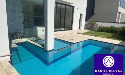 Casa de Alto Padrão Para Venda no Residencial Vila Solaia, Alphaville