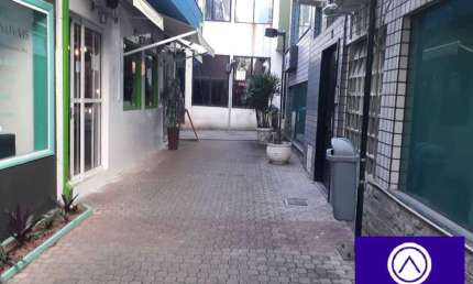 Excelente Prédio Comercial de 200 m² Para Locação no CAA, Allphaville