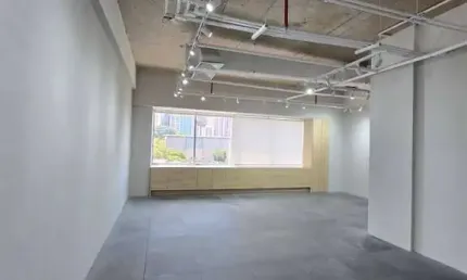 Sala Comercial com 56,0 m² Para Locação em Alphaville