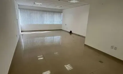 Sala Comercial de 42 m² Para Locação no Alpha Premium, Alphaville