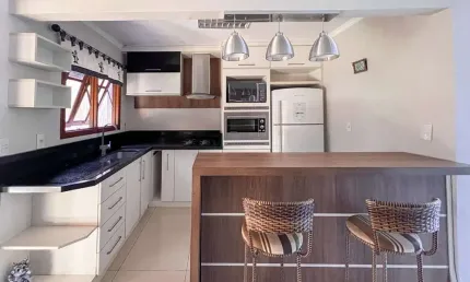 Casa para Venda em Canoas, Niterói, 2 dormitórios, 2 banheiros, 1 vaga