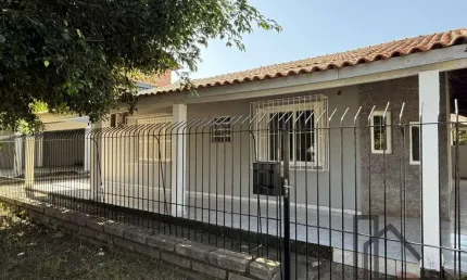 Casa para Venda em Canoas, Harmonia, 3 dormitórios, 1 suíte, 3 banheiros, 4 vagas