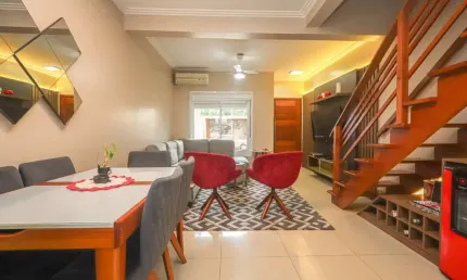 Casa para Venda em Canoas, São José, 2 dormitórios, 2 suítes, 3 banheiros, 2 vagas