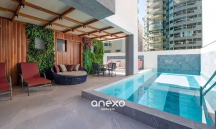 Apartamento em Itapema - Meia Praia - com 3 suítes e 3 vagas de garagem individuais.