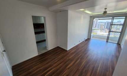 Apartamento com 2 dorms, Praça da Bandeira, Rio de Janeiro.