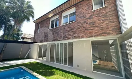 Pujante casa de 472 m²  no moderno bairro Jardim dos Estados!