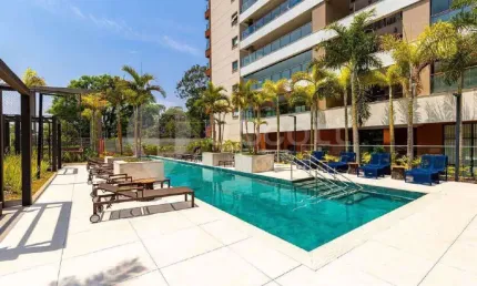 Exclusiva Cobertura à Venda no Morumbi, São Paulo com Hall Privativo