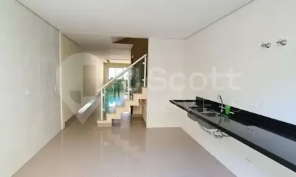 OPORTUNIDADE SOBRADO NOVO COM 3 SUÍTES E 4 VAGAS - JARDIM MARAJOARA!