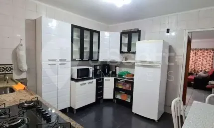 Casa com 3 quartos à venda na Rua Cristina Gottsfritz Gonçalves, 56, Jardim Marajoara, São Paulo