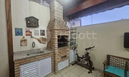 Casa em condomínio a venda no Jardim Marajoara com 3 dorms sendo 1 suíte
