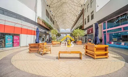 Sala comercial à venda com 39m² e 1 vaga, por R$ 390.000,00 na Vila Yara - Osasco/SP