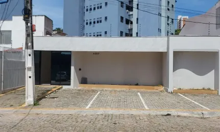 Aluguel de prédio comercial com 08 salas e recepção, Tirol- Natal/RN