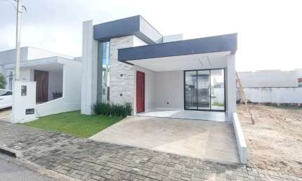 Venda de casa com 3/4 - duas suítes, espaço gourmet - Cond. Nova York – Parnamirim/RN