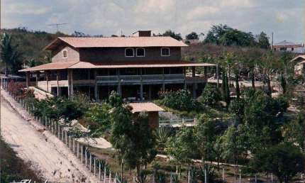 Casa com 7 dormitórios à venda, 600 m² por R$ 1.600.000,00 - Novo Gravatá - Gravatá/PE
