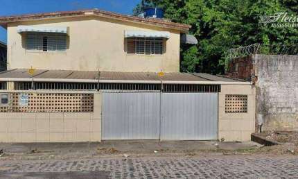 Apartamento com 3 dormitórios à venda, 70 m² por R$ 220.000,00 - Campo Grande - Recife/PE