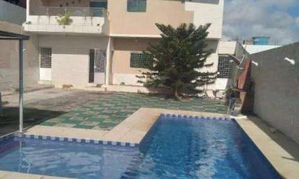 Casa com 6 dormitórios à venda por R$ 790.000,00 - Indianópolis - Caruaru/PE