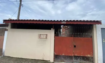 Casa a venda no bairro Santa Cecília!! Pindamonhangaba/SP