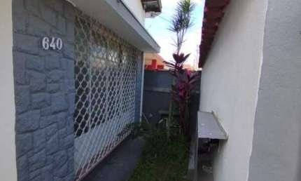 Casa com 3 quartos para alugar na Vila Nair, Pindamonhangaba 