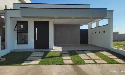 Excelente Casa a Venda no Condomínio Bosque dos Manacás!!