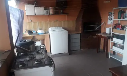 Ótima cara a venda, no Bairro Jardim Jacinto. Excelente bairro, a poucos minutos do Centro da cidade,