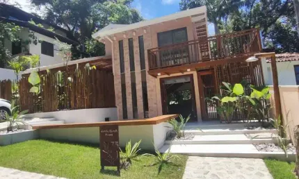 ÓTIMA OPORTUNIDADE NO CONDOMÍNIO PORTAL DO CARMO NA PRAIA DE GUAÉCA SÃO SEBASTIÃO!