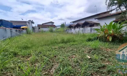 EXCELENTE OPORTUNIDADE DE TERRENO LOCALIZADO NO CONDOMÍNIO MAR VERDE EM CARAGUATATUBA!