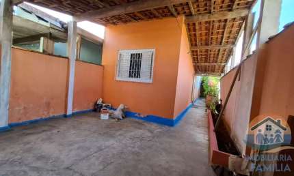 EXCELENTE IMÓVEL LOCALIZADO NO BAIRRO POIARES EM CARAGUAGUATATUBA!!
