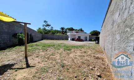 EXCELENTE OPORTUNIDADE DE LOTE COMERCIAL COM CASA E LOCALIZAÇÃO PRIVILEGIADA NO BAIRRO CAPRICÓRNIO EM CARAGUATATUBA!!