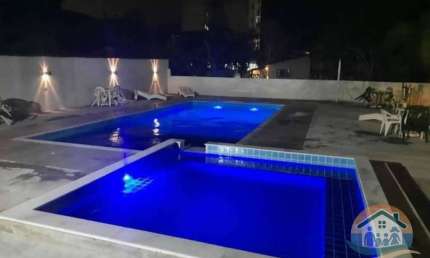 EXCELENTE CASA EM CONDOMÍNIO COM PISCINA E SEGURANÇA 24 HORAS LOCALIZADO NO BAIRRO JARDIM CASA BRANCA EM CARAGUATATUBA!!
