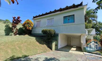 EXCELENTE OPORTUNIDADE DE IMÓVEL COM AMPLO TERRENO PRÓXIMO AO MAR LOCALIZADO NO BAIRRO MASSAGUAÇU!!