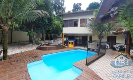 EXCELENTE SOBRADO DE ALTO PADRÃO LOCALIZADO NO CONDOMÍNIO PARK IMPERIAL MASSAGUAÇU EM CARAGUATATUBA!