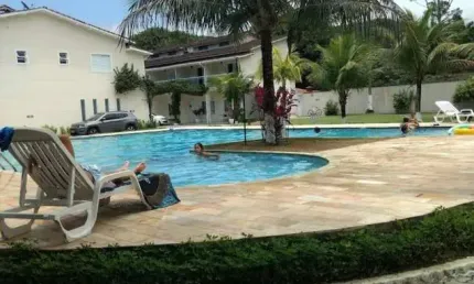 SOBRADO ALTO PADRÃO À VENDA NO CONDOMÍNIO VILLA DI PRADO LOCALIZADO EM JUQUEHY !