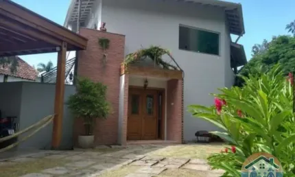 ESPETACULAR IMÓVEL PARA VENDA NO CONDOMÍNIO PORTAL DO CARMO LOCALIZADO NA PRAIA EM GUAECÁ!