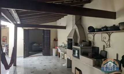 INCRÍVEL IMÓVEL LOCALIZADO HÁ 50 METROS DA PRAIA NO BAIRRO PORTO NOVO EM CARAGUATATUBA!