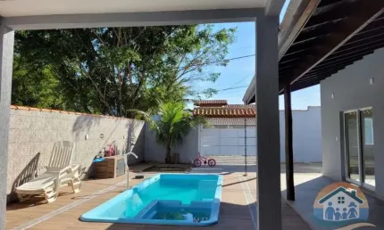 EXCELENTE SOBRADO PRÓXIMO Á PRAIA LOCALIZADO NO BAIRRO MASSAGUAÇU EM CARAGUATATUABA-SP !
