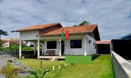 Casa à venda no bairro Ervino - São Francisco do Sul/SC