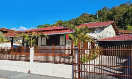 Casa com 3 quartos à venda na Rua Germano Fischer, Cerâmica Reis, Brusque