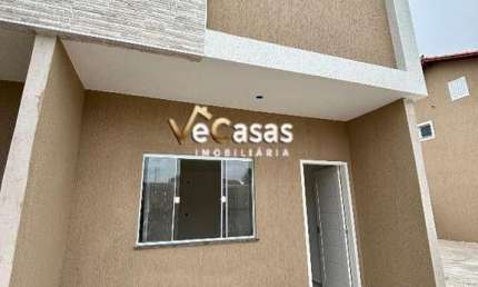 Casa com 2 Quartos &#224; venda, 75m&#178; - Ouro Verde