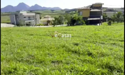 Terreno de 450m&#178; em condomínio ALTO PADR&#195;O