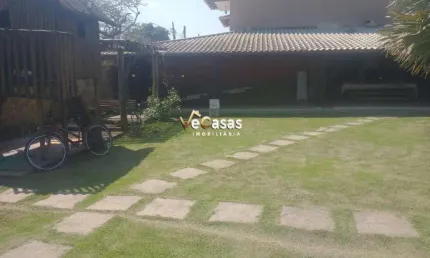 Linda casa linear com piscina com 650m&#178; no bairro Serramar em - RIo das Ostras